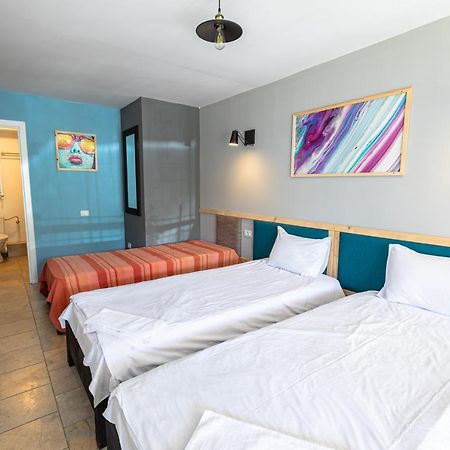 Ezio House Hotel Timisu de Jos Buitenkant foto