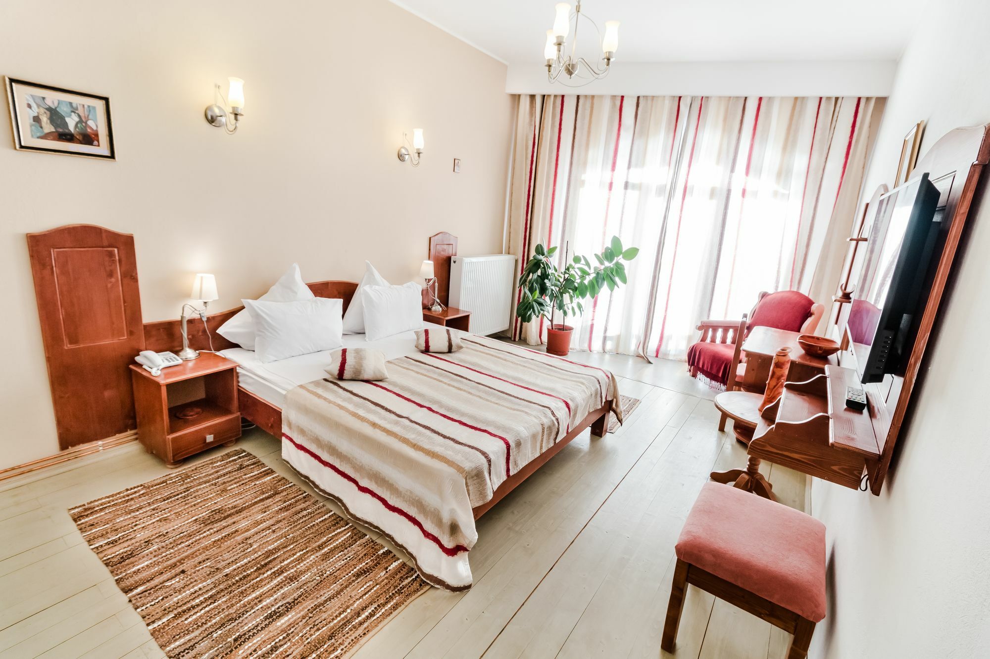 Ezio House Hotel Timisu de Jos Buitenkant foto